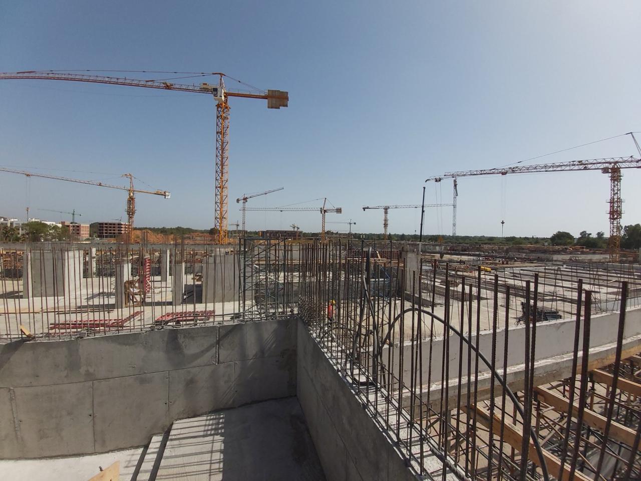 Équipe CGE Maroc en réunion de coordination de projet de construction
